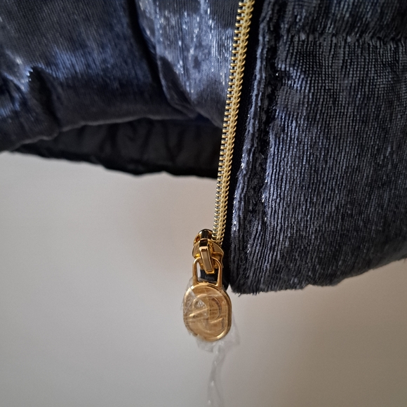 Invicta Blue Winter Fitted Hooded Puffer - Picture 6 of 8